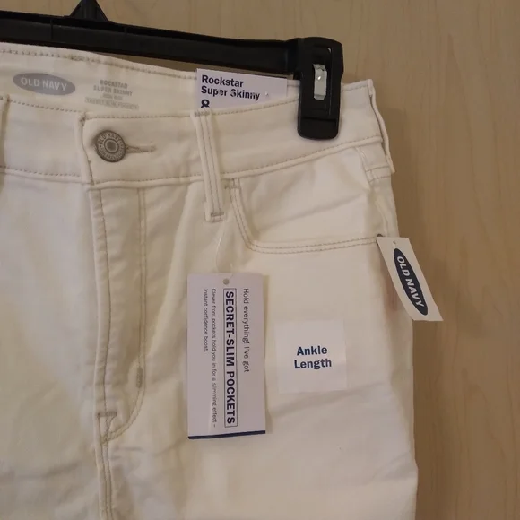 NWT Old Navy White Rockstar Skinny Jeans (8) - Picture 2 of 4